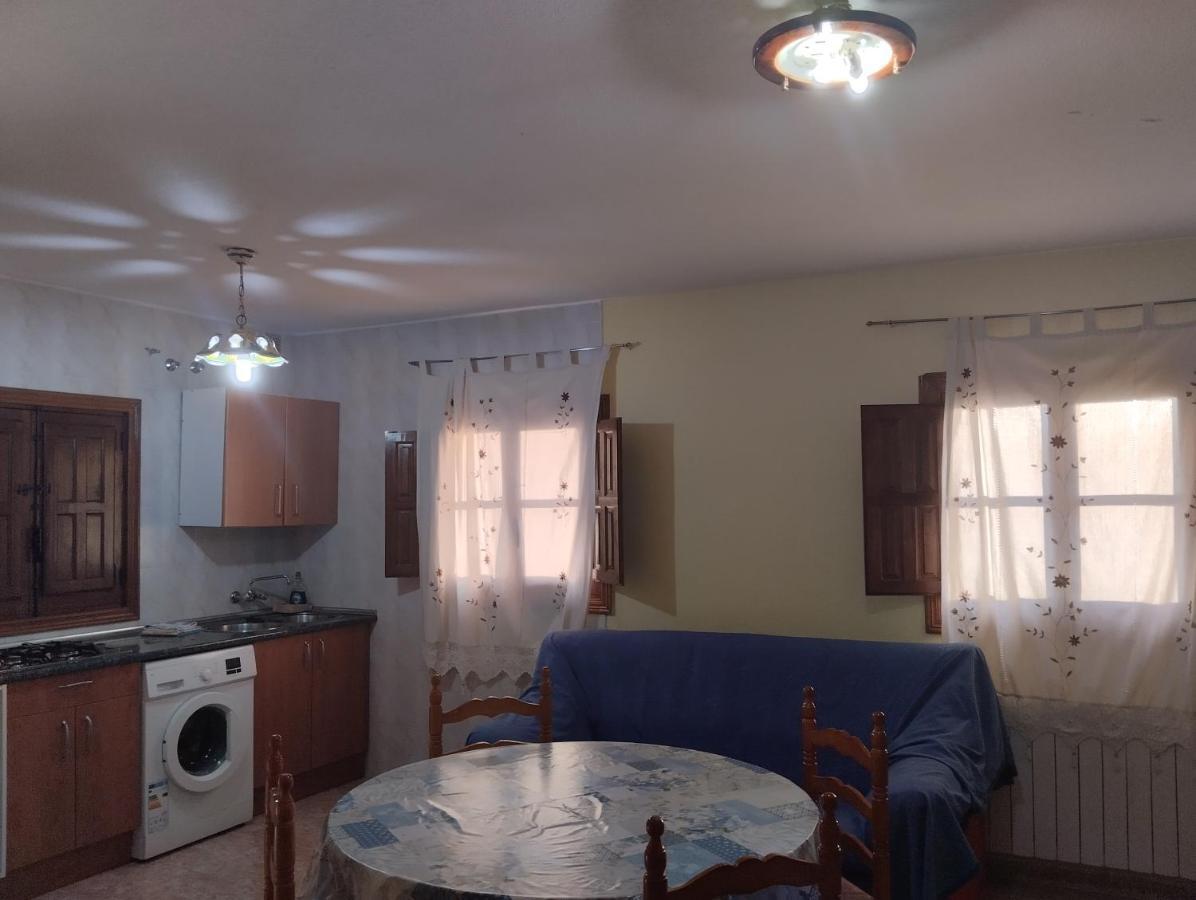 Apartamentos Condado De Miranda 미란다 델 카스타냐르 외부 사진