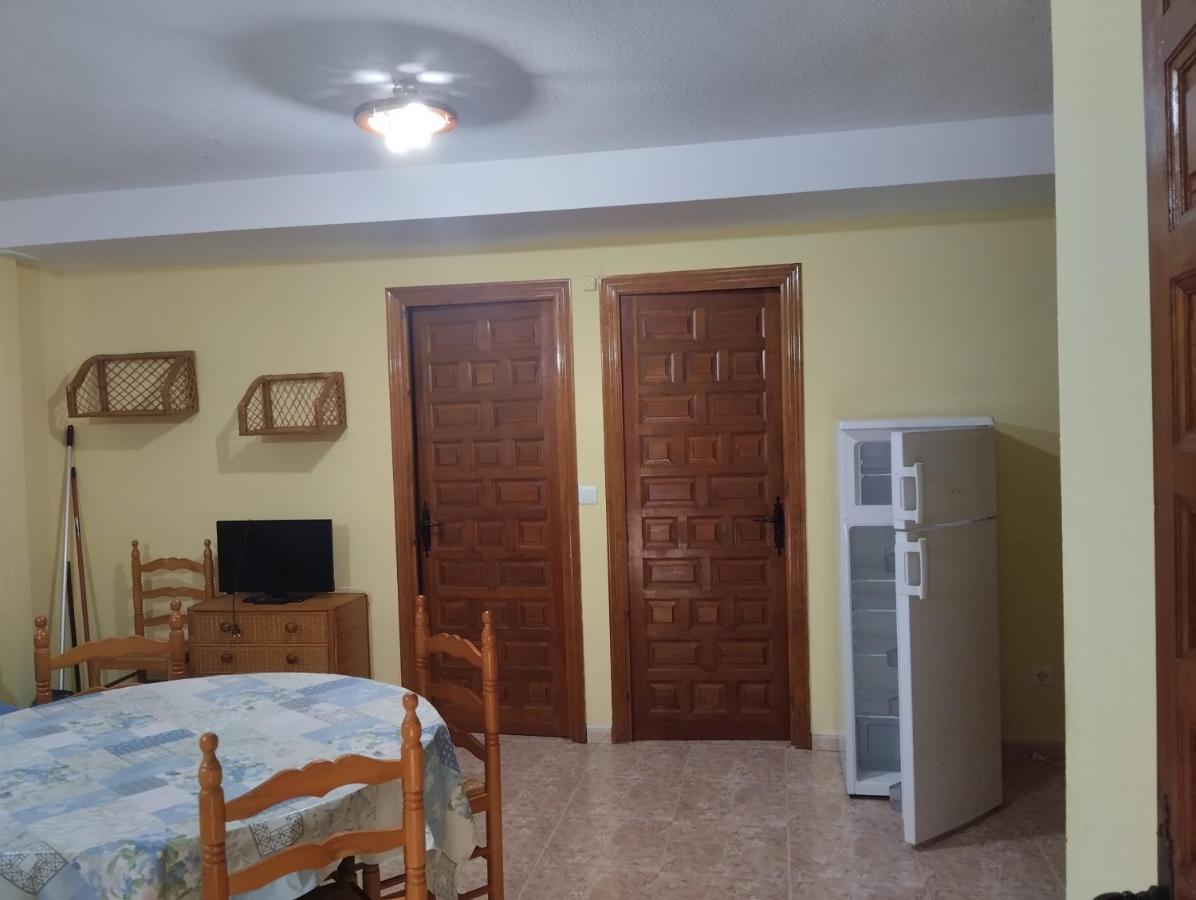 Apartamentos Condado De Miranda 미란다 델 카스타냐르 외부 사진